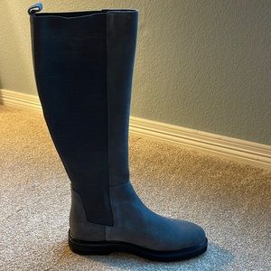 Donald Pliner Naala-OL Charcoal Oily Calf Suede